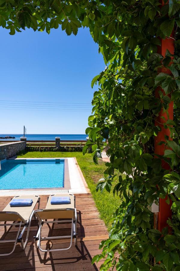 Horizon Line Villas คิโอตาริ ภายนอก รูปภาพ